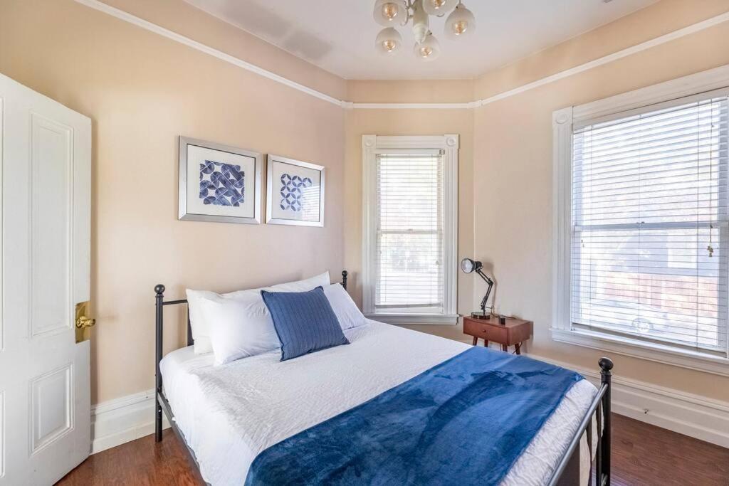 A+ 2 Bedroom Victorian Home Away From Home Sacramento Kültér fotó