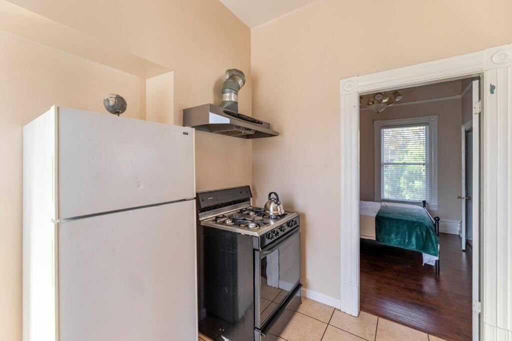 A+ 2 Bedroom Victorian Home Away From Home Sacramento Kültér fotó